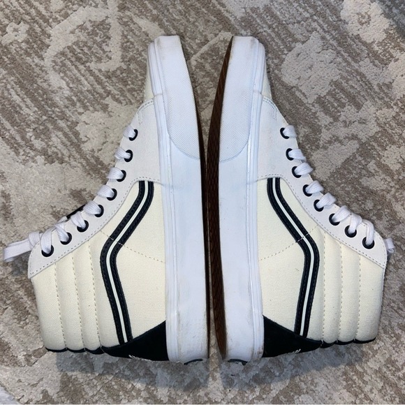 Vans Sk8-Hi Graphic Skate Shoes White Black Men 7 Women 8.5 - Picture 8 of 13